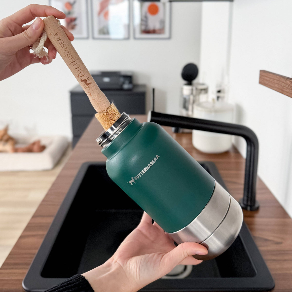 Gourde pour chien 1 L avec deux gamelles – Verte
